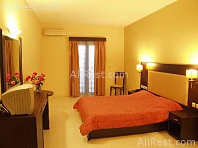 Dennys Inn Hotel 19